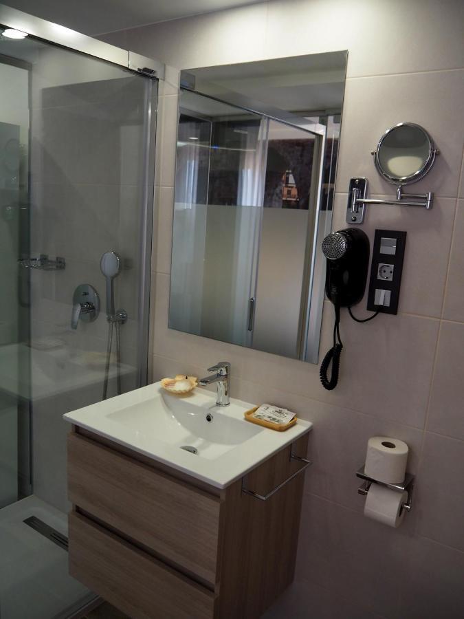 Hostal Don Suero De Quinones Hospital de Órbigo エクステリア 写真