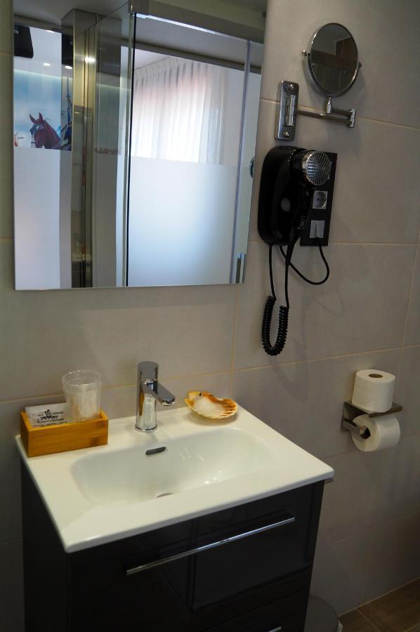 Hostal Don Suero De Quinones Hospital de Órbigo エクステリア 写真