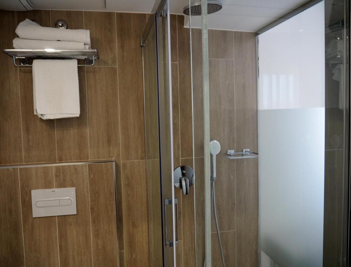 Hostal Don Suero De Quinones Hospital de Órbigo エクステリア 写真